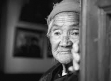 NỤ CƯỜI CỦA CHA MẸ